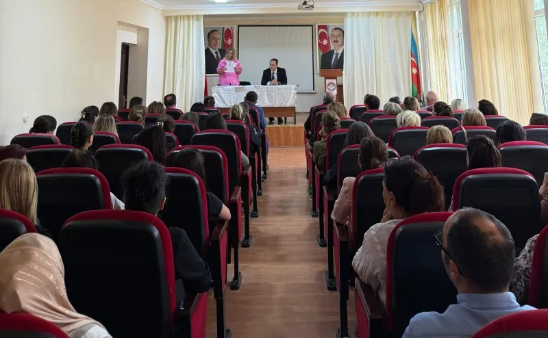Kollecdə Pedaqoji Şuranın iclası keçirildi - Əlavə şəkil 2